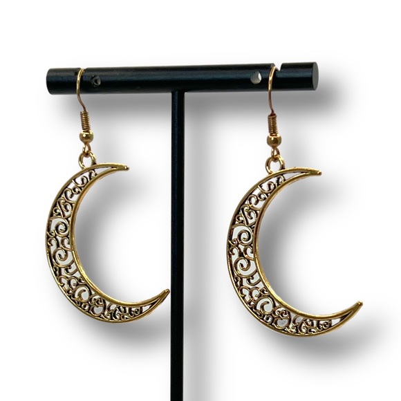 ❀ Celestial Half Moon Crescent Hollow Out Tribal Bohemian Dangle Earrings - Picture 3 of 5